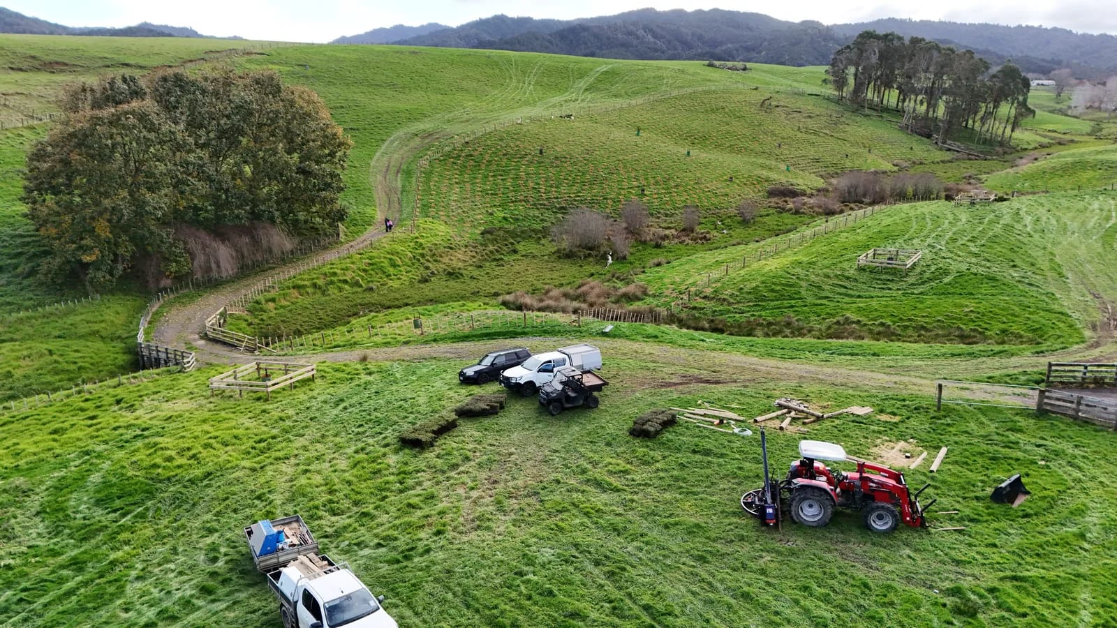 kaiaua rural fencing machinery site