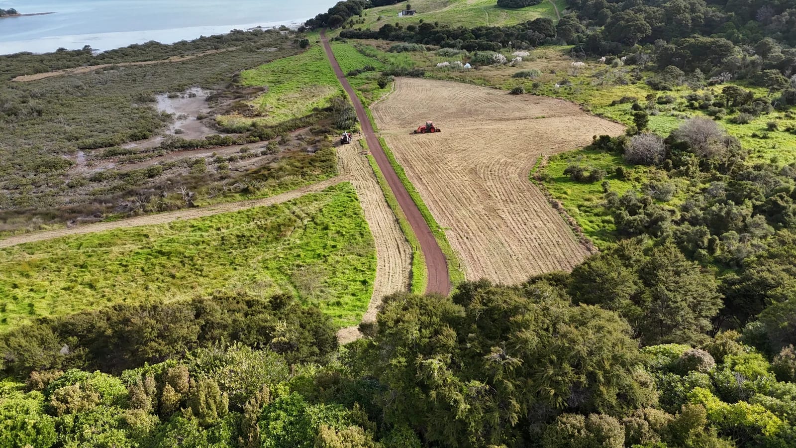 te matuku peninsula farm land